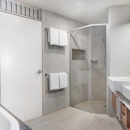 Peppers Noosa Resort And Villas Exterior photo A shower cubicle