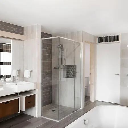 Peppers Noosa Resort And Villas Exterior photo A shower enclosure